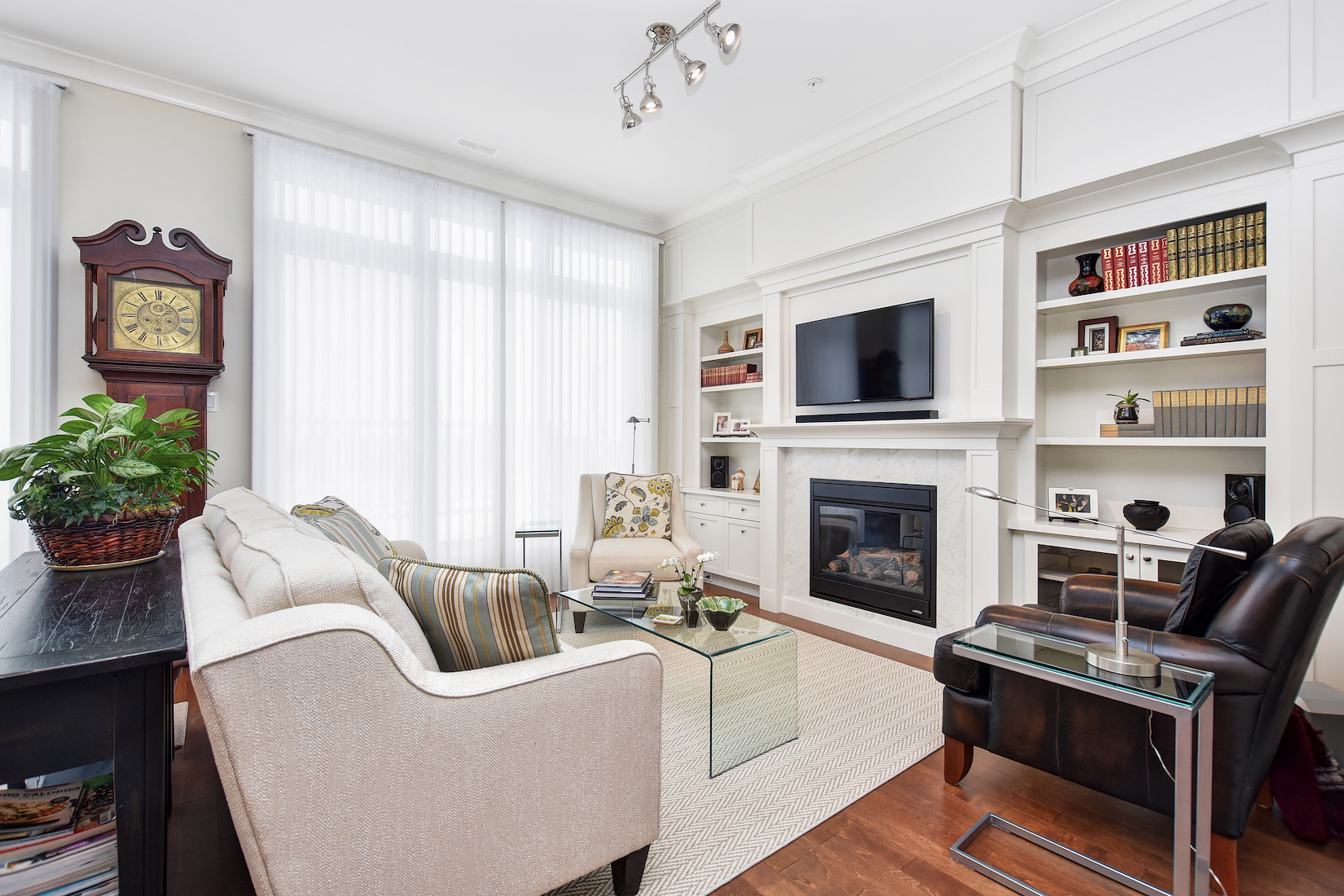 condo-living-room-interior-design-sheridan-interiors