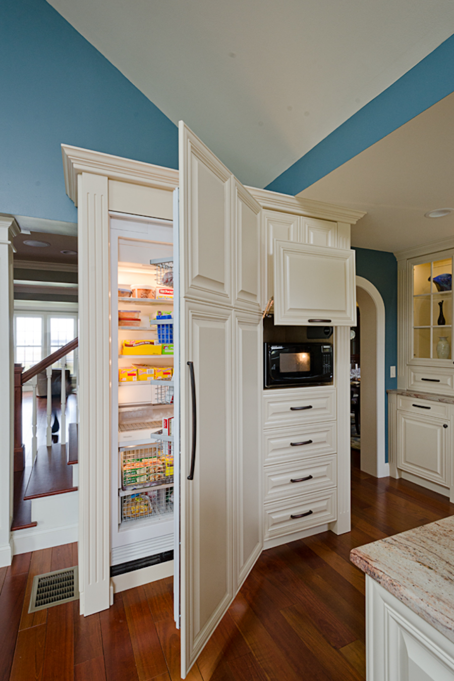 sheridan-interiors-kitchen-freezer-hidden-cabinetry