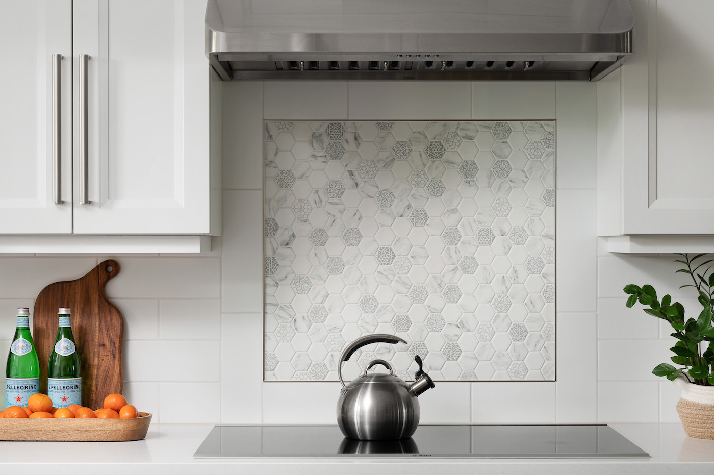 stove-backsplash-tile-detail-sheridan-interiors