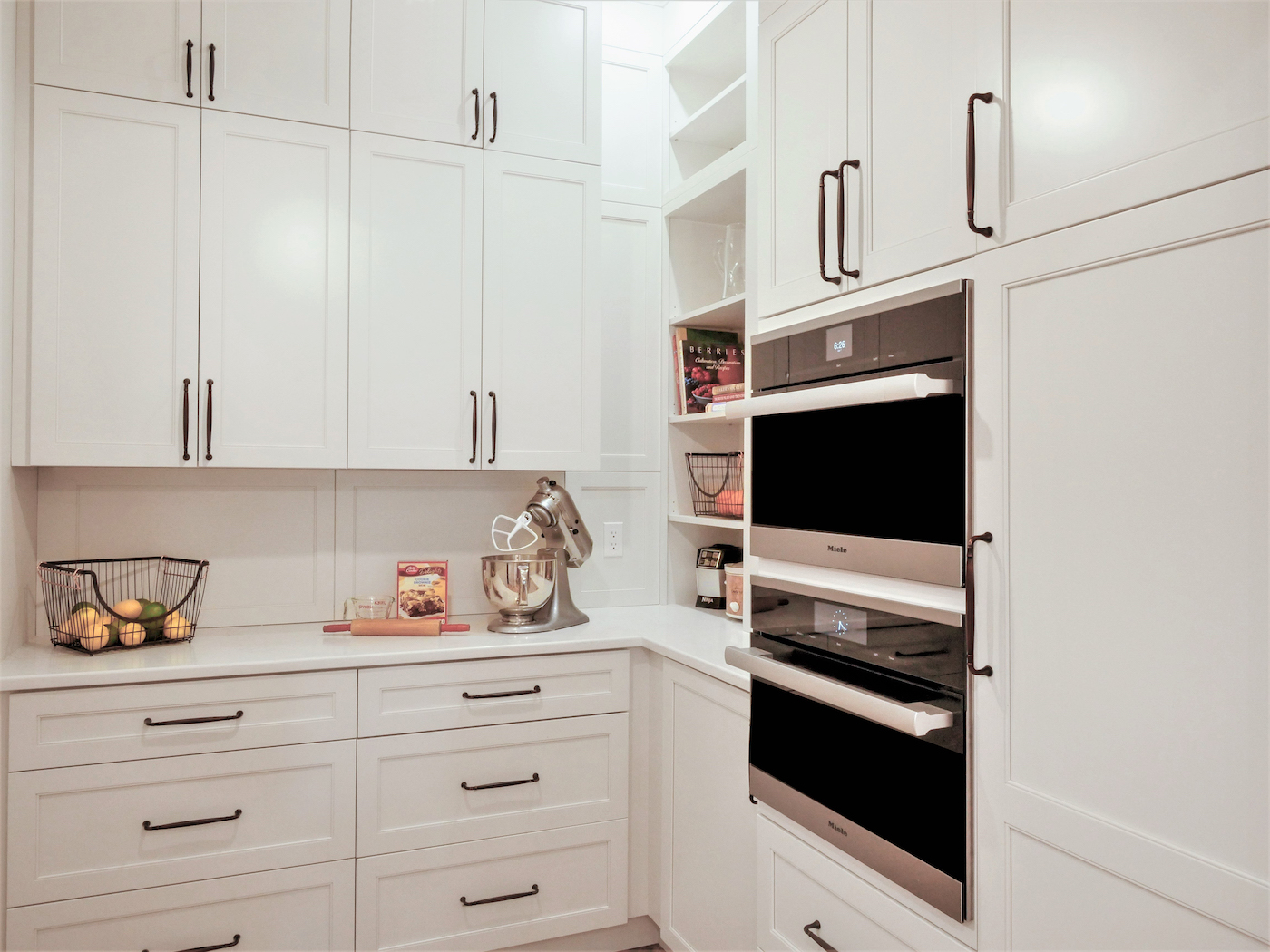 two-ovens-pantry-interior-design