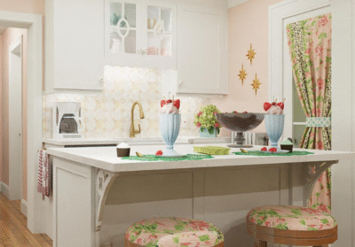 BEFORE & AFTER – Vintage Cottage Kitchen Makeover Brockville, Ontario